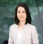 山本 麗子氏